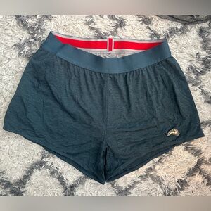 Tracksmith women’s session shorts - M